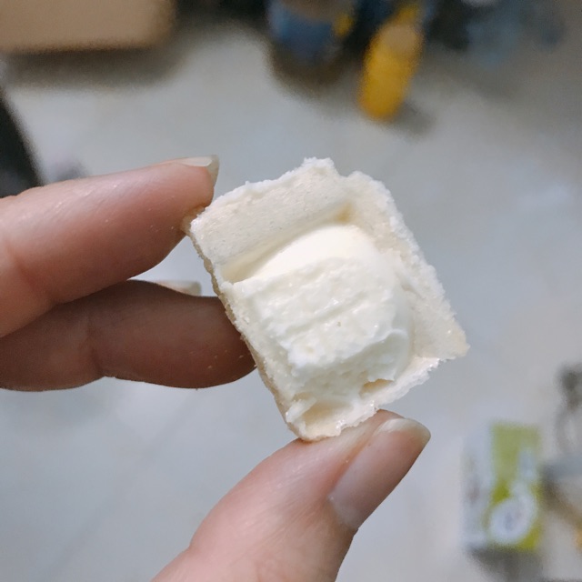 Combo 10 bánh xốp giòn nhân kem sữa chua | BigBuy360 - bigbuy360.vn