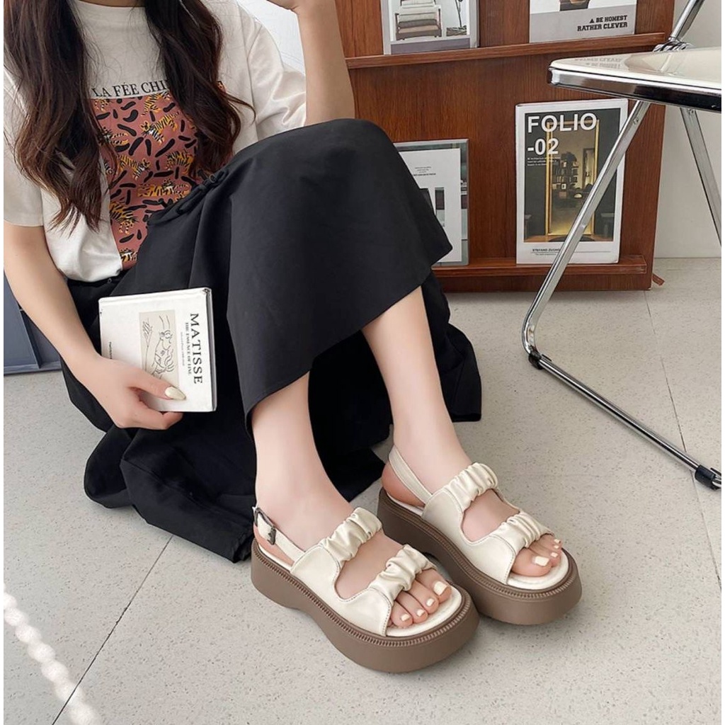 Giày Sandal Đế Dày Phong Cách Thể Thao Thời Trang Mùa Hè Cho Nữ TTH302