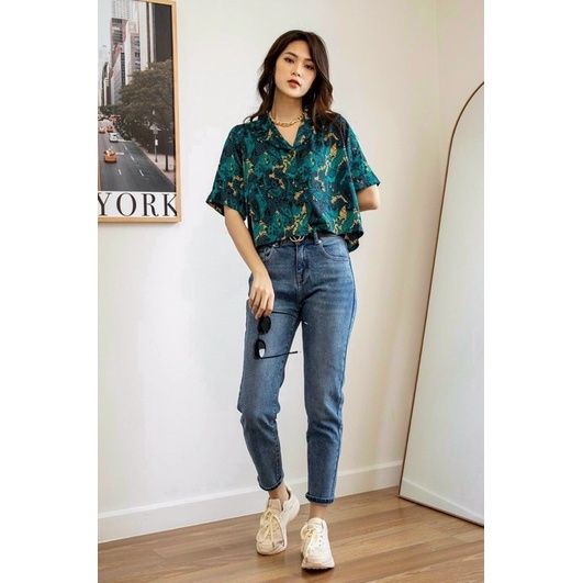 Áo sơ mi cổ vest dáng croptop xanh loang chất lụa đẹp