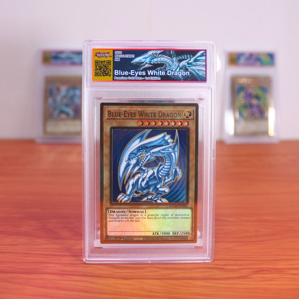 🌟CHÍNH HÃNG🌟 Bài Yugioh Blue-Eyes White Dragon Rồng Trắng Mắt Xanh - MAGO-EN001 - Premium Gold Rare 1st Edition