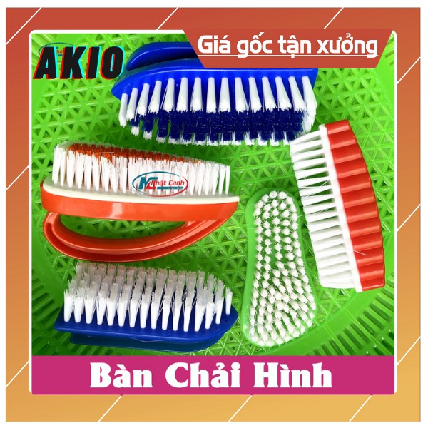 Bàn chải AKIO chà chân giặt đồ cọ rửa nhà bếp hình bàn chân, bàn là có tay cầm cao cấp