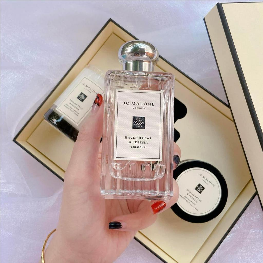 Bộ Quà Tặng Nước Hoa Jo Malone English Pear & Freesia Cologne