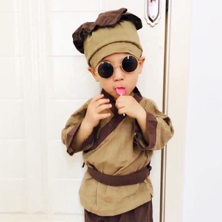 Kính thầy bói cho trẻ em