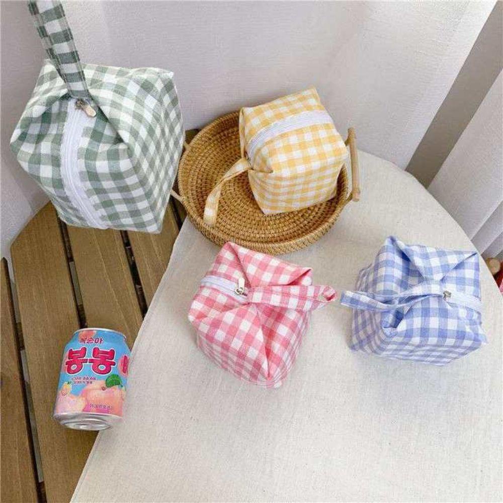 Túi Đựng Mỹ Phẩm / Tiền Xu / Phấn Lông Mày Mini Tiện Dụng Ốp