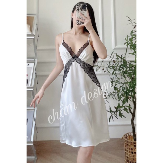 váy ngủ lụa satin dáng dài pha ren đen to nổi bật phần ngực,hàng thiết kế độc quyền tại shop