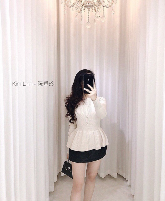 Áo len pelum khuy cúc