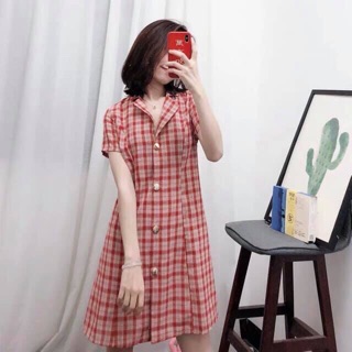 Váy kẻ caro