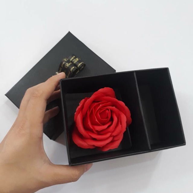 (Hoả Tốc)🌹Combo Hộp đựng hoa son    🌹🍃