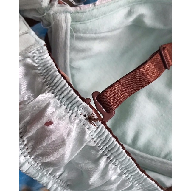 Áo ngực xanh lá cánh tiên 2hand