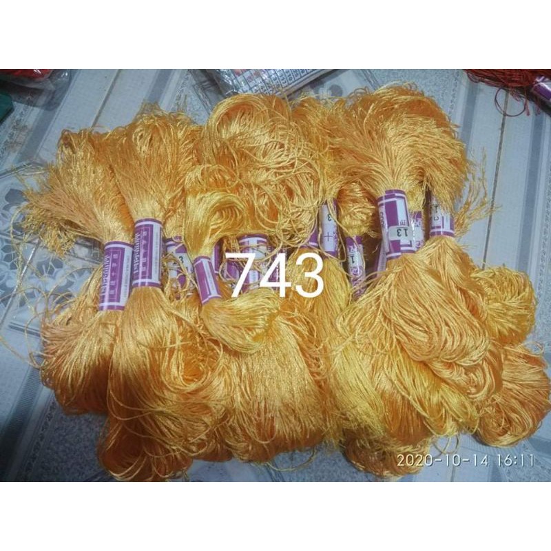 Chỉ lụa thêu (chỉ tơ bóng)