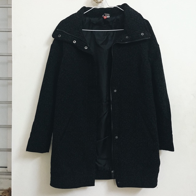 Khoác dạ H&M DIVIDED hoạ tiết da báo siêu đẹp