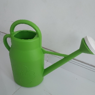 Bình Tưới Cây Cầm Tay 8 Lít