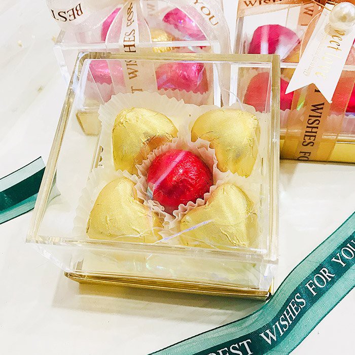 Quà tặng Socola Hộp trong suốt 5 viên nhân hạt quả Trái Tim Vàng Son | BigBuy360 - bigbuy360.vn