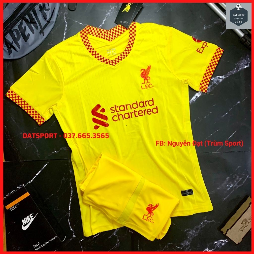 Áo Bóng Đá Liverpool Vàng 21/22 ✨ Hàng Vải Đẹp ✨ Bộ Quần Áo Bóng Đá Liverpool Vàng 2021/22. Cam Kết Y Hình 100%