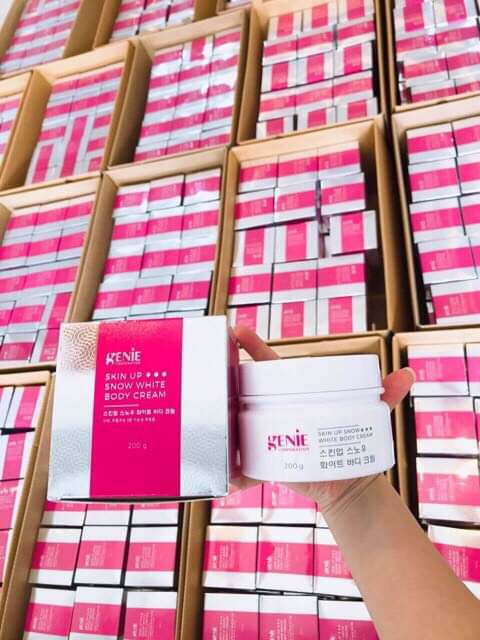 KEM BODY TINH THỂ NƯỚC GENIE SKIN SNOW WHITE BODY CREAM 200G...