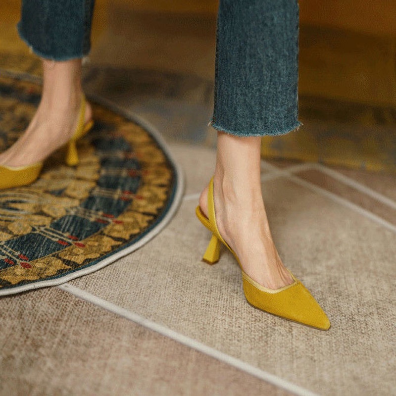 Giày quai hậu IELGY cao gót mũi nhọn màu đen phong cách Pháp dành cho nữ