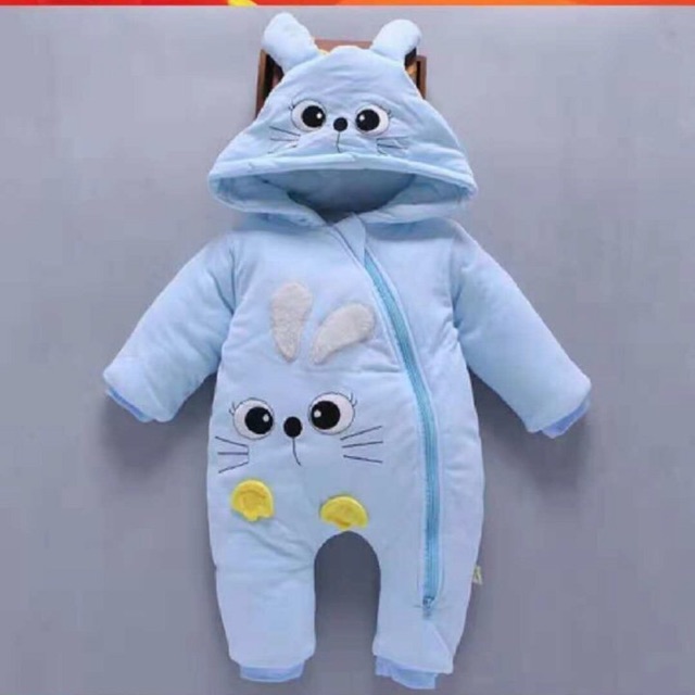 Váy trắng + vàng+den