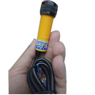 Cảm biến phát hiện vật cản 30cm DC 6-36V dùng hồng ngoại E3F-DS30C4