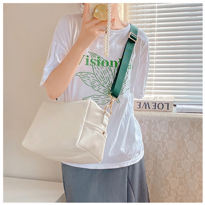 Túi đeo chéo một bên vai sức chứa lớn thời trang thu đông dành cho nữ 2021