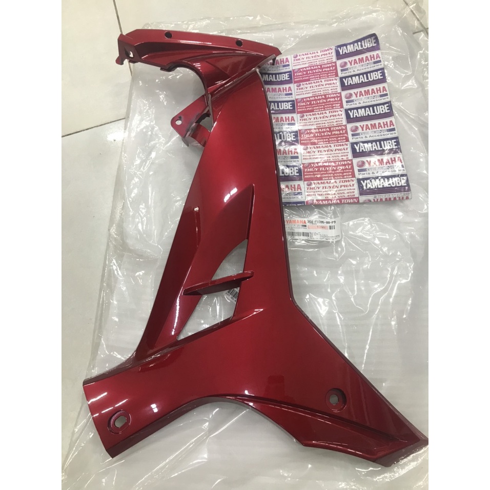 Ốp thân phải đỏ đô SIRIUS (đỏ 918) zin chính hãng yamaha
