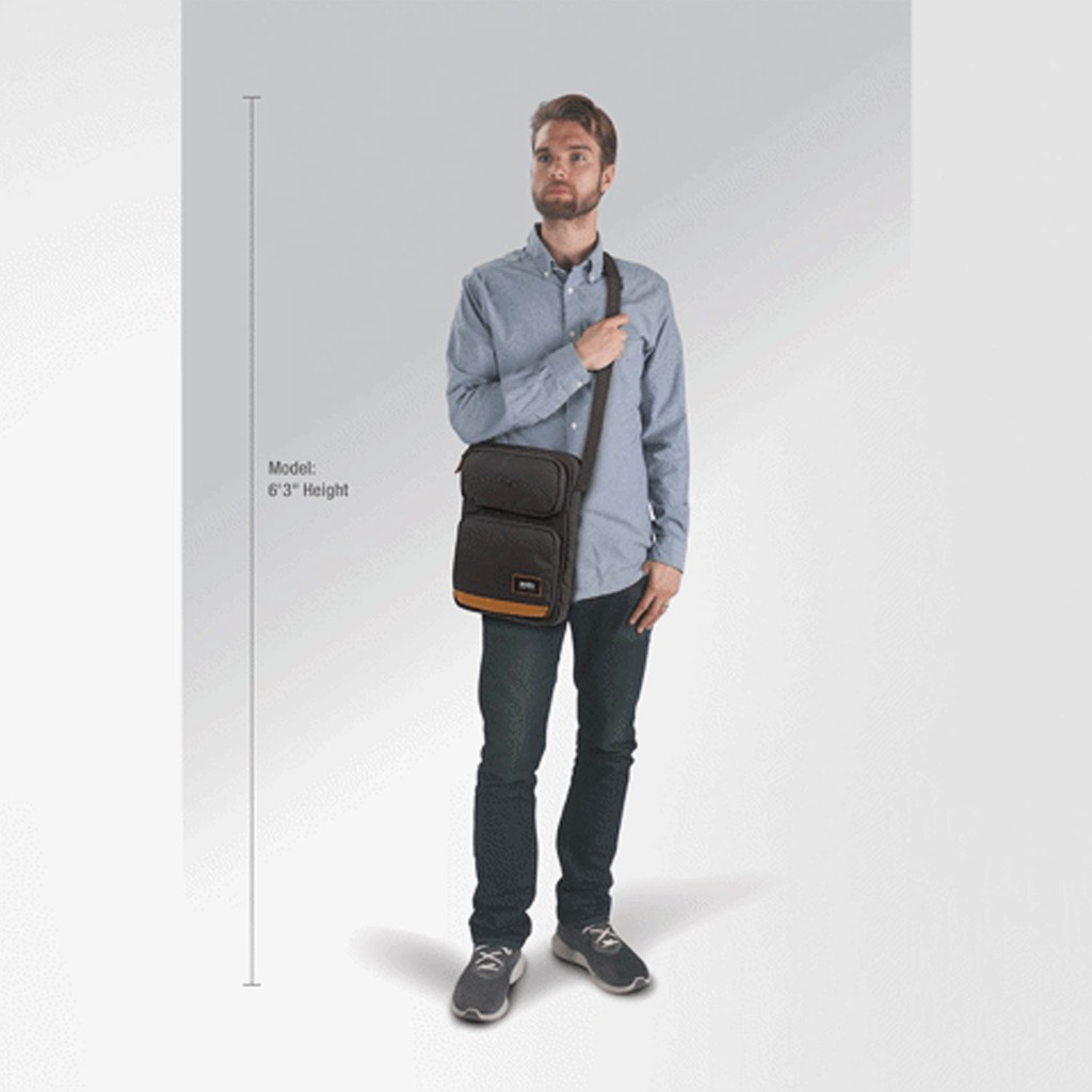 Túi thời trang, túi đeo chéo Solo Downtown Ludlow 12.9'' với 3 màu (UBN210) nhiều chức năng tiện dụng BALOCENTER