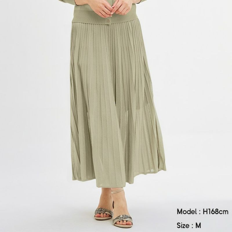 Chân váy len ly midi xòe quyến rũ của GU - Nhật Bản