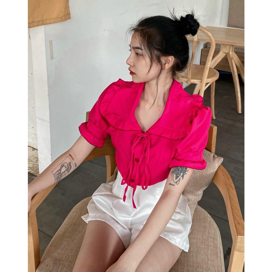 Áo Croptop Cổ Bèo Vạt Nhọn Nút