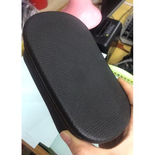 Gối kê đầu giường gội cao su