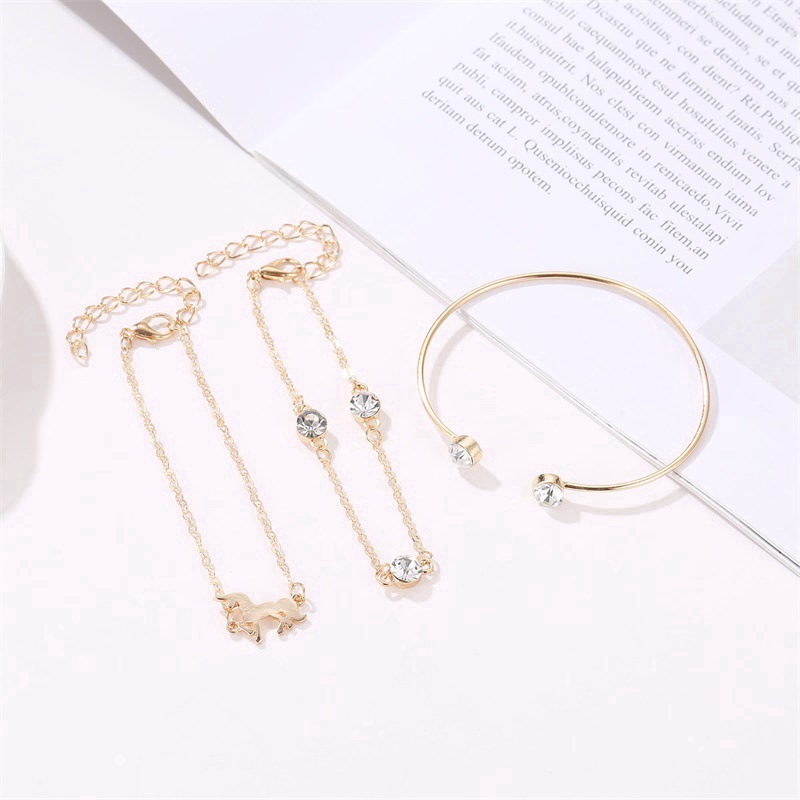 [Mã FAMAYFA giảm 10K đơn 50K] Bộ 3 cái vòng tay đính pha lê nhiều lớp hình kỳ lân cho nữ | BigBuy360 - bigbuy360.vn