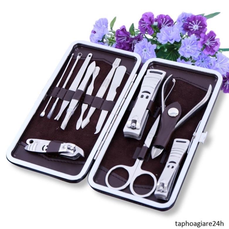 Bấm móng tay 12 món tiện dụng
