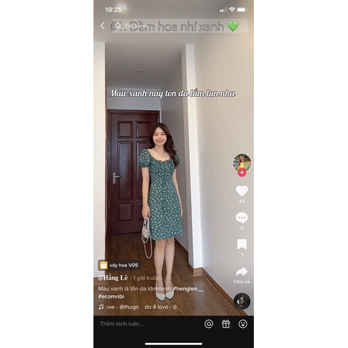Váy hoa nhí trễ vai xinh xắn