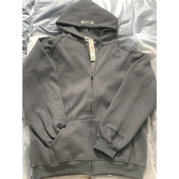 [SẴN] Áo khoác hãng Essentials CHỮ CAO SU (có kèm ảnh thật) | BigBuy360 - bigbuy360.vn