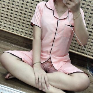 Bộ lụa pizama lửng