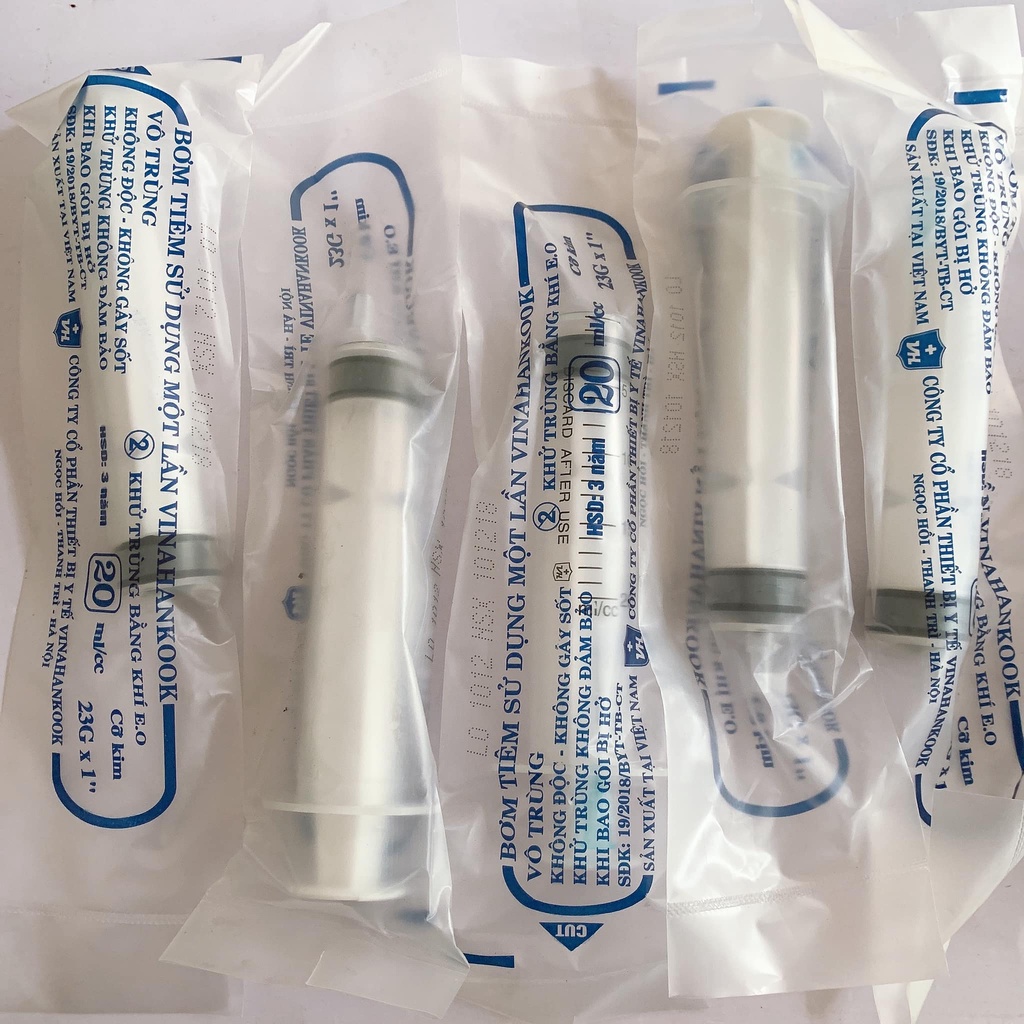 Bơm tiêm 20 ml - Xilanh sử dụng một lần được khử trùng, chống gỉ (combo 10 cái)