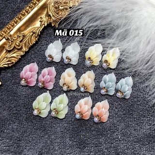 Hoa bột nails giá rẻ hoa góc.phục kiện nails