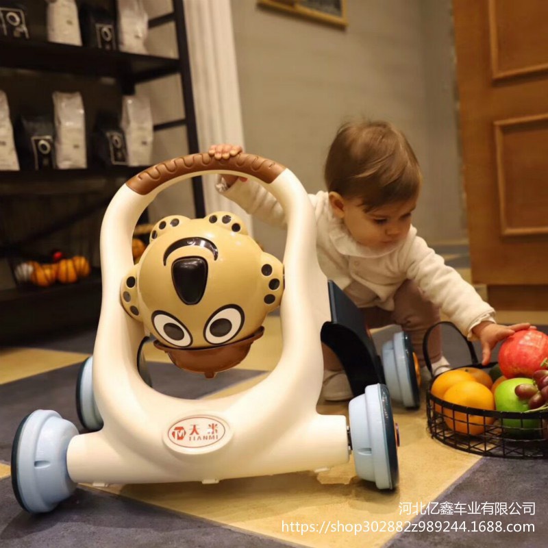 Xe tập đi chống ngã - đổ an toàn cho bé, Xe tập đi cho bé có nhạc và đèn xịn xò
