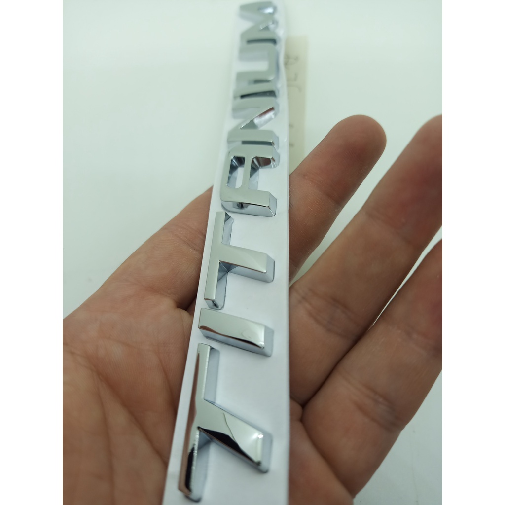 Miếng Dán Chữ TITANIUM Bằng kim loại Trang Trí Xe Hơi