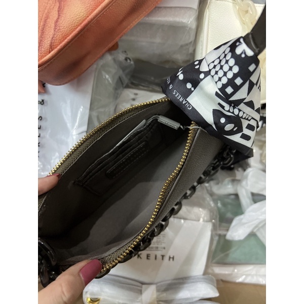 Túi kẹp nách tặng kèm khăn 3 dây