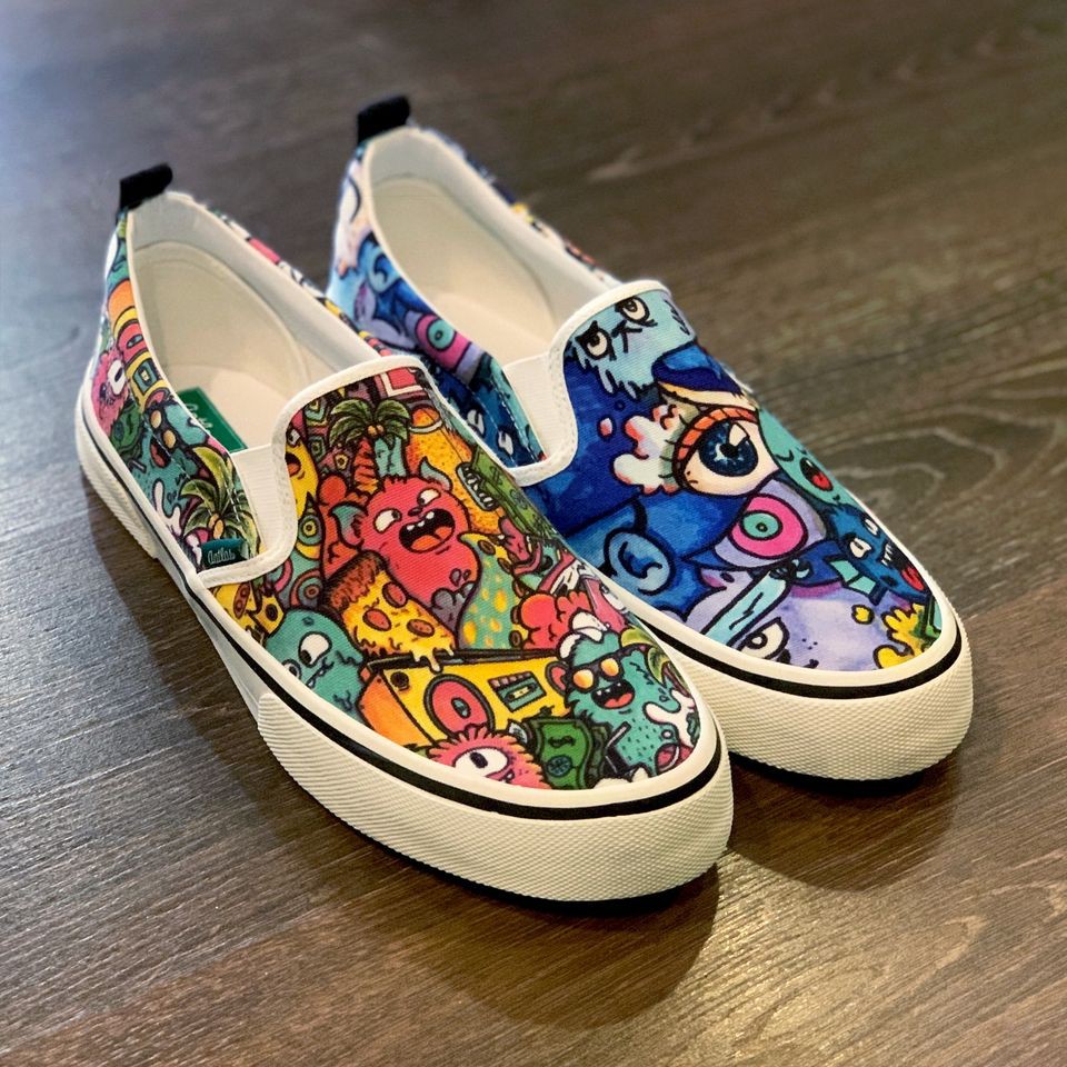 Giày lười Unisex in họa tiết Doodle 2