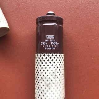 Tụ điện 1500uf 250v