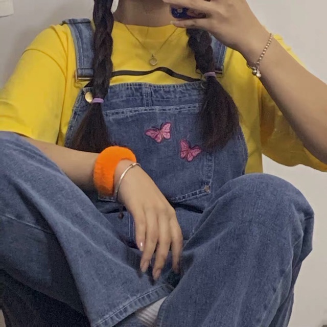 [KÈM ẢNH THẬT + SẴN] yếm quần bò jeans xanh dài dáng suông rộng túi ngực thêu hình xinh xắn ulzzang hàn quốc | BigBuy360 - bigbuy360.vn