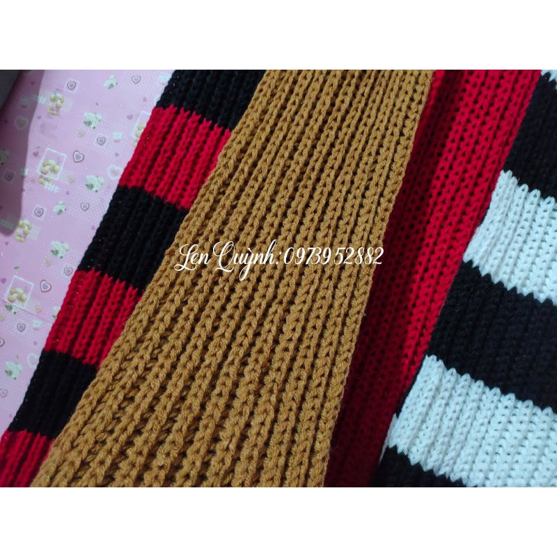 Khăn len đan tay kiểu đan cốt ăng lê dày ấm, mềm mại phù hợp cho cả nam và nữ