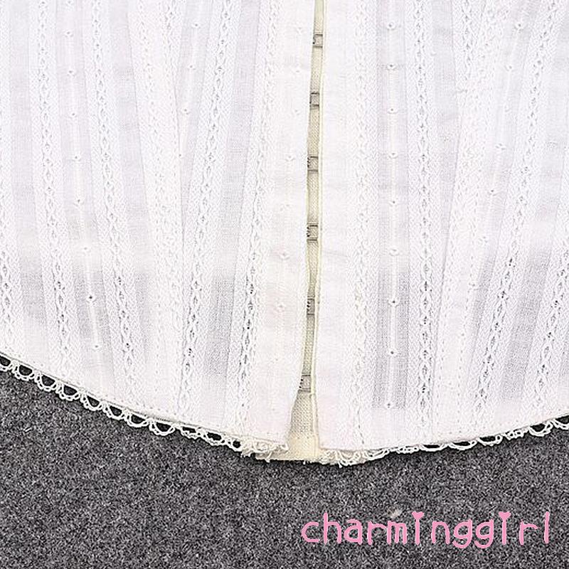 Áo ống ôm eo hở vai họa tiết hoa trắng cho nữ