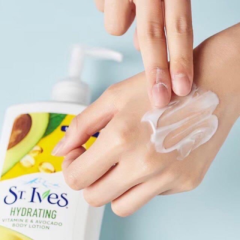 SỮA DƯỠNG THỂ ST.IVES BODY LOTION