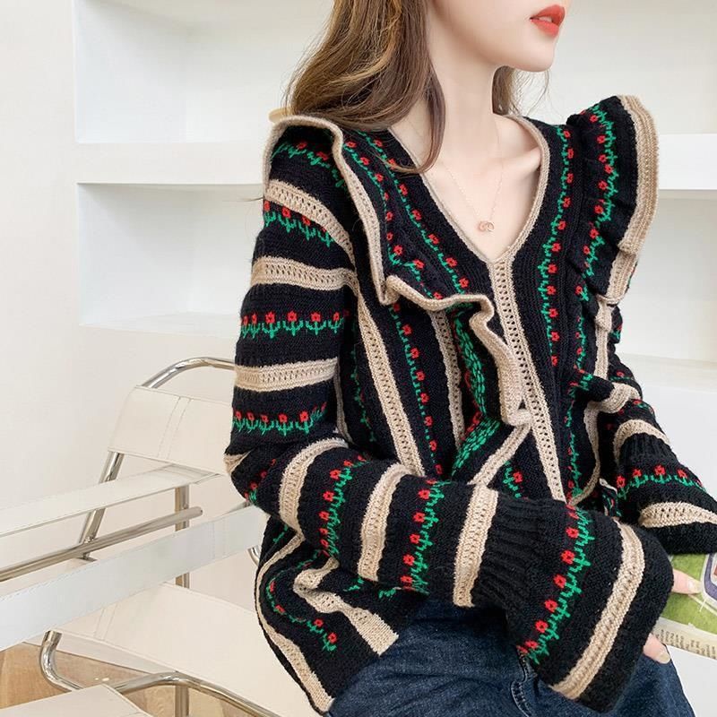 Áo len nữ dài tay cổ chữ V sọc ngang màu sắc thời trang