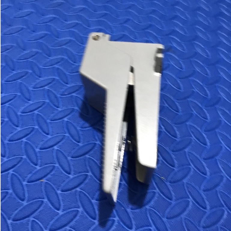 Bàn đạp khí nén 4F210-08, bàn đạp hơi khí nén, van đạp chân khí nén dùng sử dụng đột hơi,van đạp điều khiển xi lanh khí