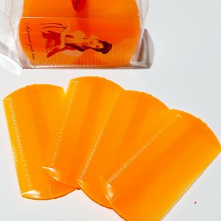 Lược dày chải chí