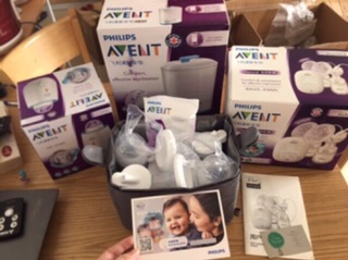 Máy hút sữa Philips Avent hoa tuyết đôi new