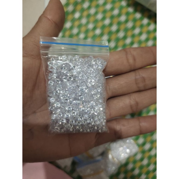 Đá trang sức,Đá kim cương nhân tạo đủ size ai mua nhiều làm gia công ib shop