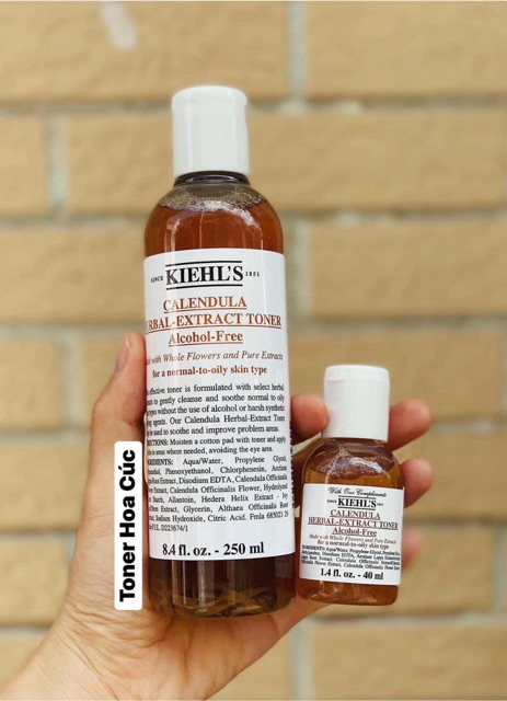 Toner hoa cúc Kiehl's Calendula Herbal Extract Toner